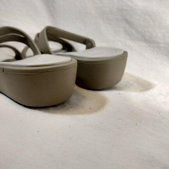 Crocs Patricia‎ Wedge Slide Sandal - Picture 5 of 9